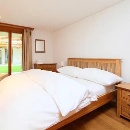 Sleeps 6 Wifi