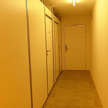 Sleeps 6 Wifi
